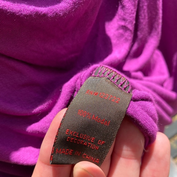 Women’s Common Thread top - Picture 8 of 8